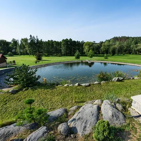 Villa Beautiful With Activities Varvazov