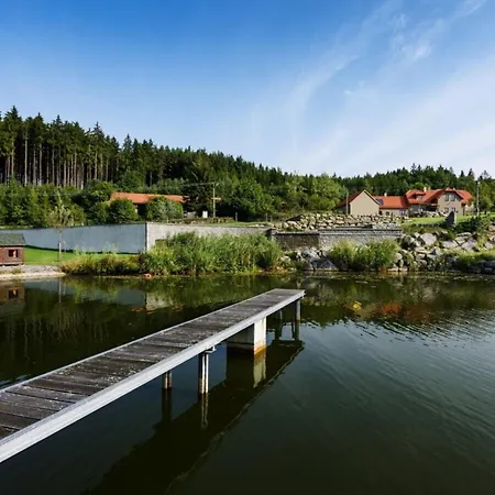 Beautiful With Activities Villa Varvazov